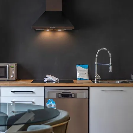 De Cuatro En Calle Aribau Stylish Apartment *